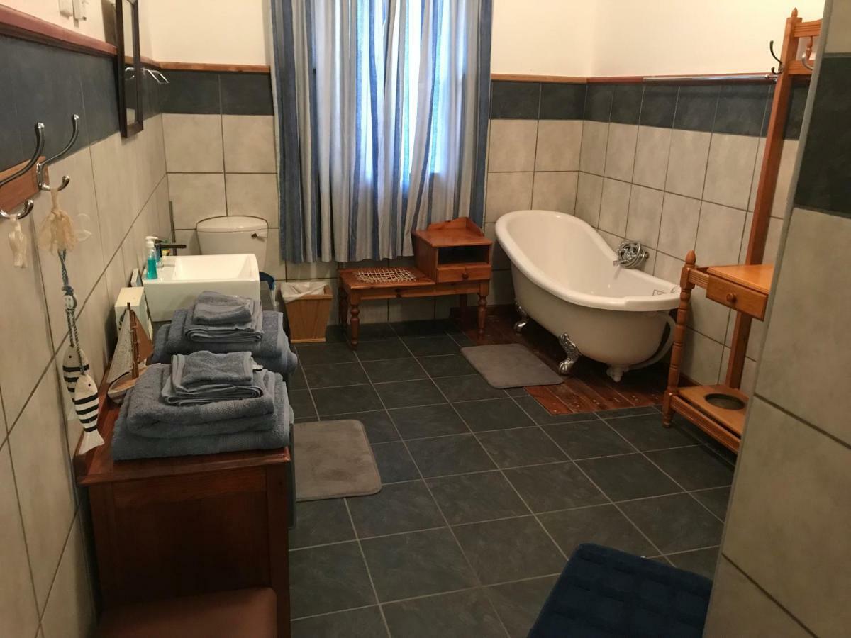 Towerzicht Guest House Ladismith Exterior photo